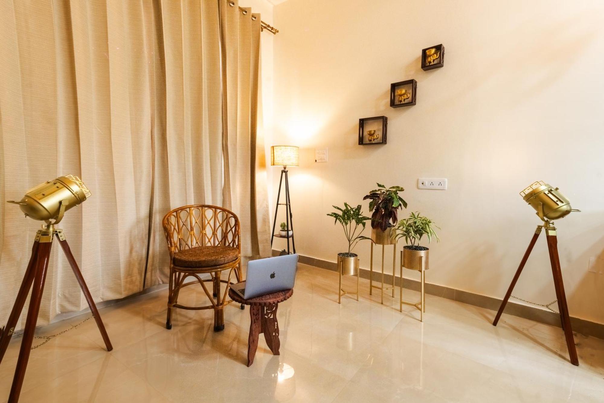 Dhruva - Luxury Villa In Cbd デヘラードゥーン エクステリア 写真